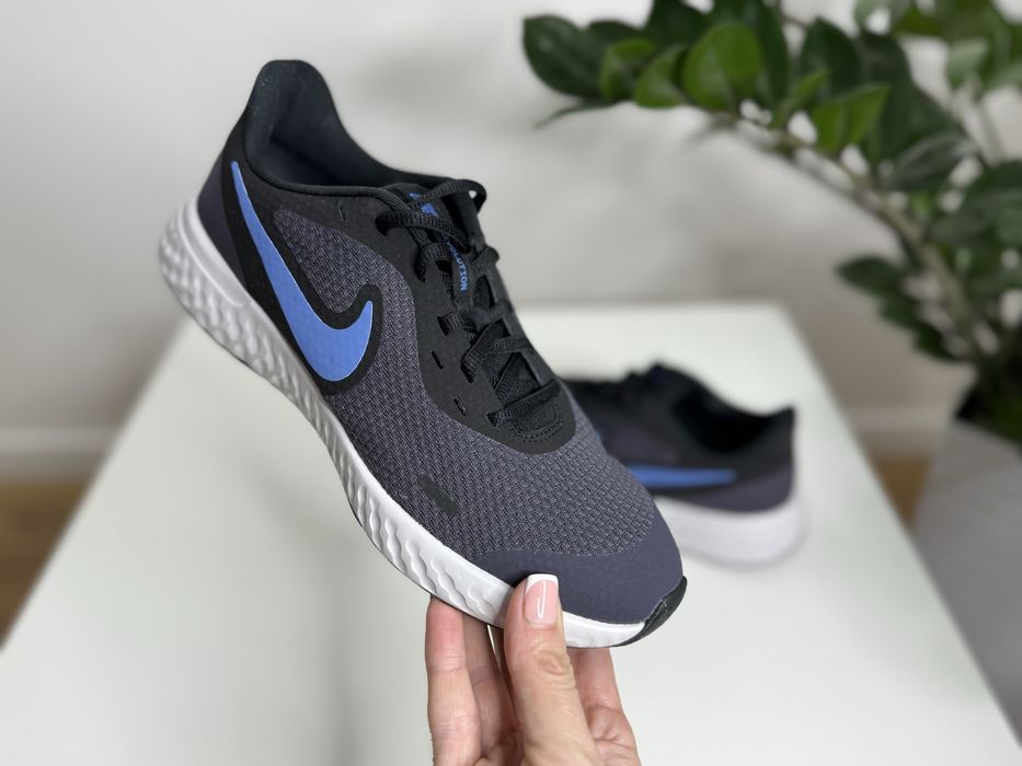 Кросівки Nike revolution 5 оригінал