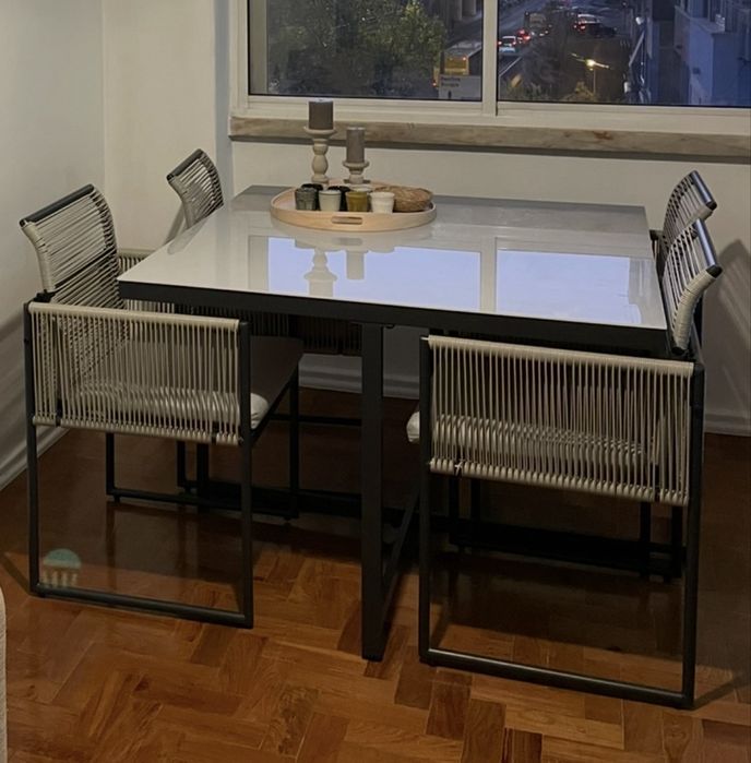 Conjunto Mesa Exterior/Jantar + 4 Cadeiras