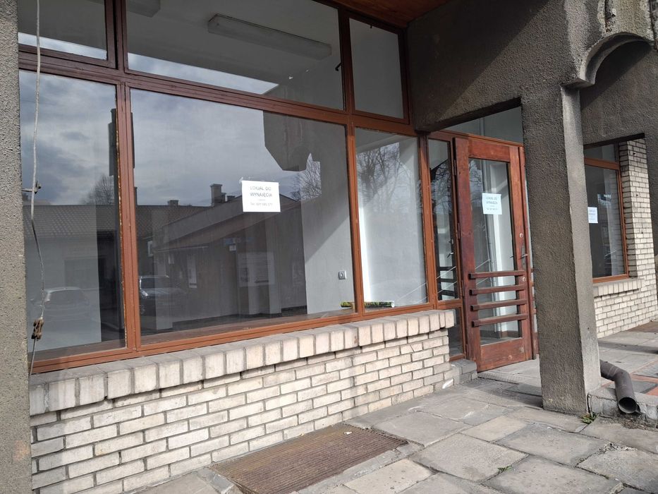 Do wynajęcia lokal handlowo - usługowy. Super lokalizacja. Centrum miasta.