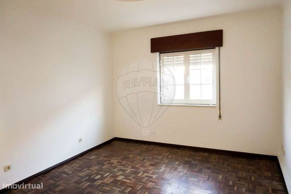 Apartamento T1 para venda — Almeirim, Santarém