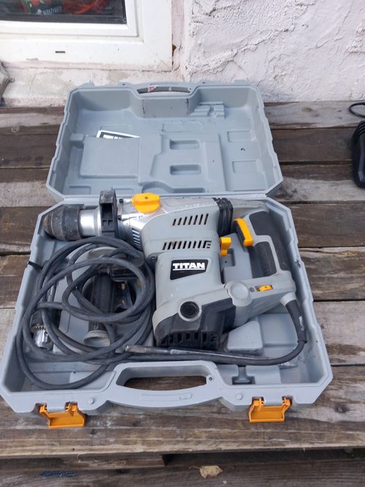Młotowiertarka Titan 1500W SDS plus