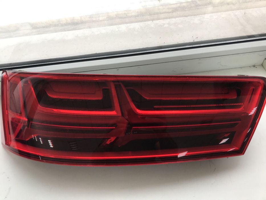 Продаю фары задние  audi Q 7