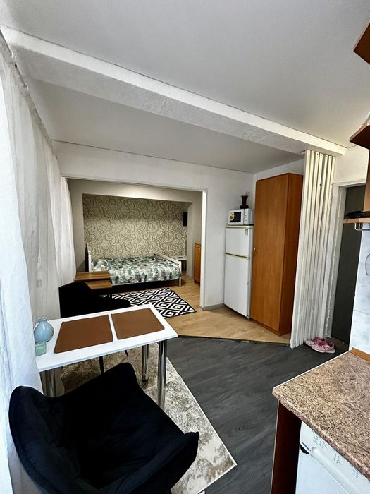 Сдам  1 к квартиру, р-н Площади.