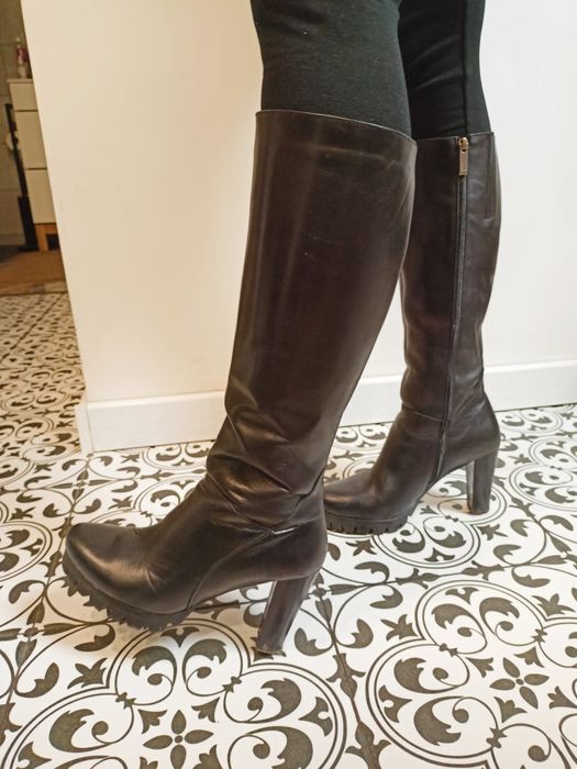 Wysokie kozaki na obcasie Lasocki