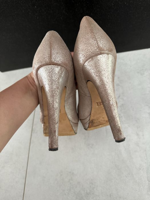 Buty na obcasie szpilki diesel