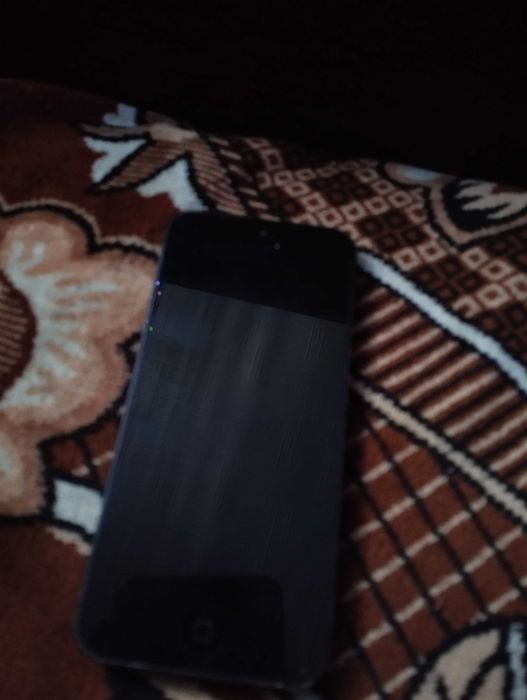 ПРОДАМ iPhone 5s