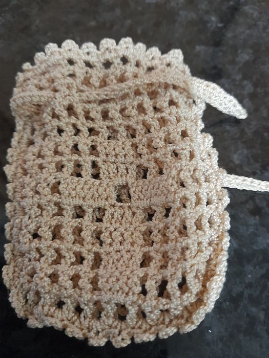 Terço em renda feito à mão