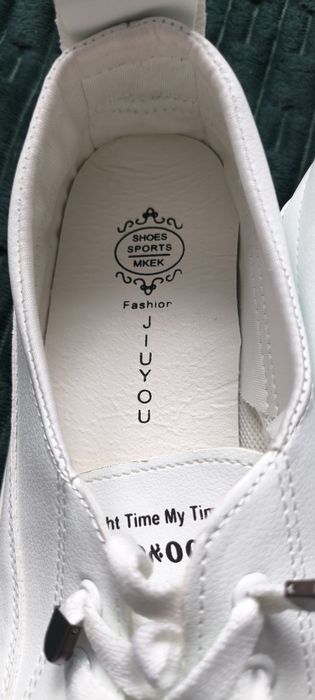 Buty sneakersy 40 nowe