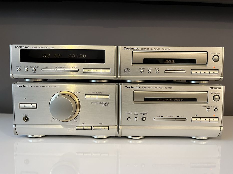 Mini Wieża Technics HD301 ze stojakami do kolumn