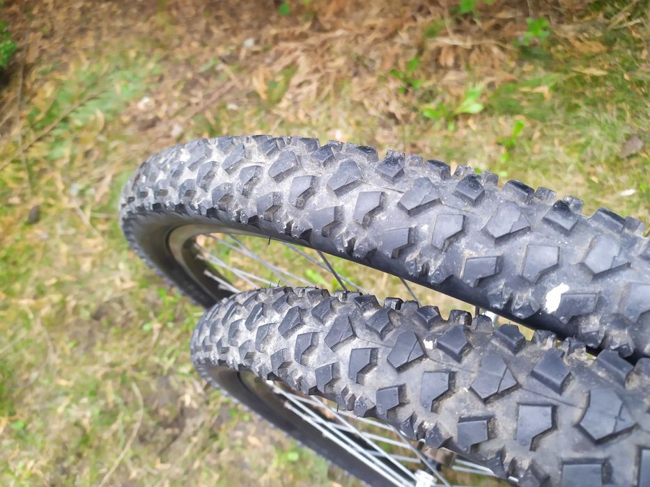 Koła 26'' Shimano Deore LX  FH/HB-M550 , Rigida LASER 400 Hard Anodized CST Komplet Polecam