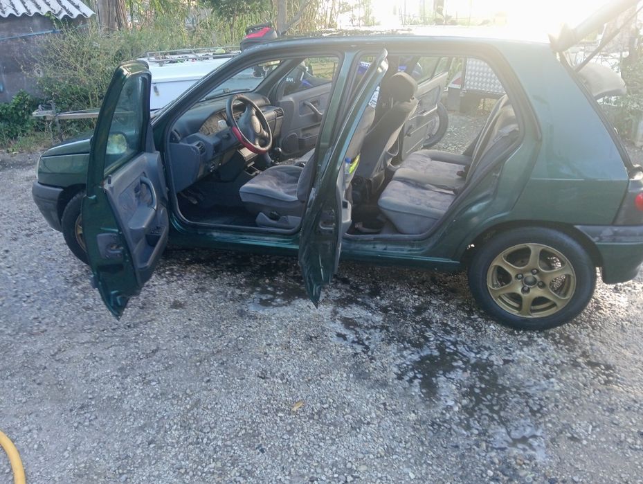 Renault Clio 1000