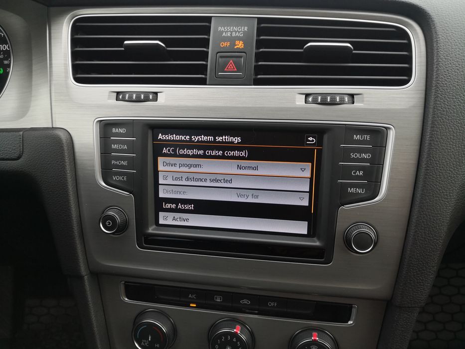 VW Skoda Seat Golf Tiguan Passat Audi Karoq Kodiaq адаптивны круиз ACC