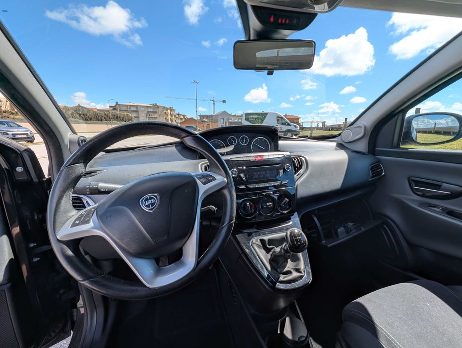 Lancia Ypsilon 1.3 Multijet