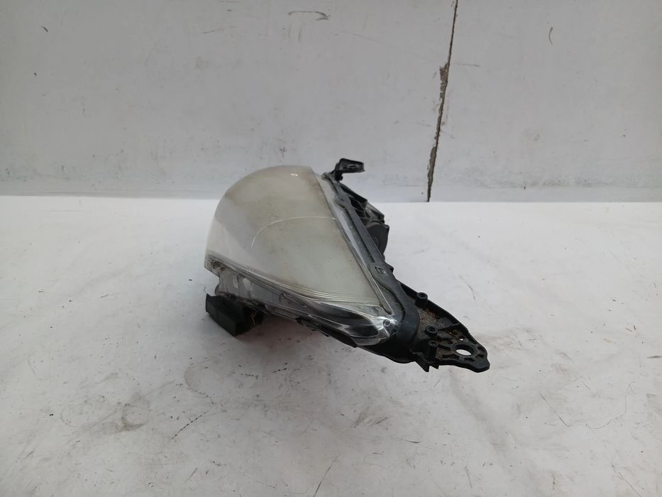 Ótica / farol esquerda PEUGEOT 3008 I (0U_)