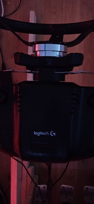 Sim rig Logitech G29+shifter (drewniany stelaż)    CENA DO NEGOCJACJI