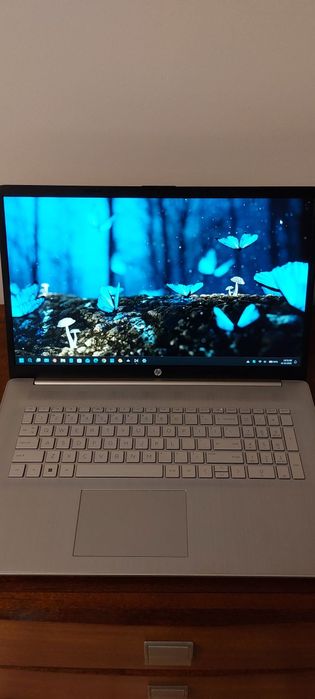 Laptop HP 17 cali