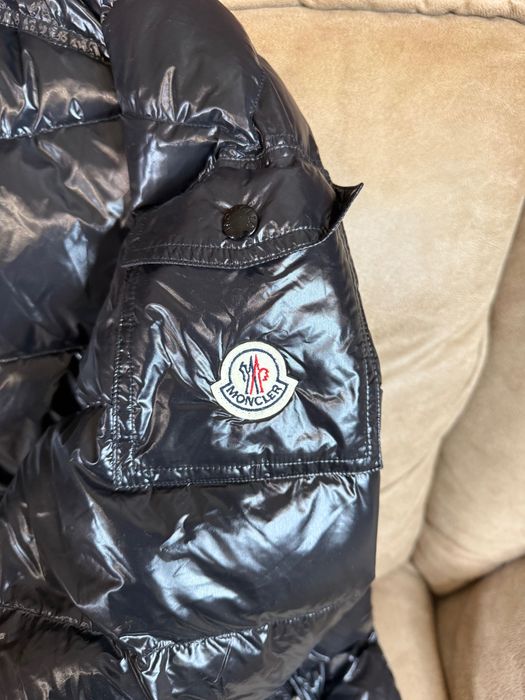 Куртка Moncler нова