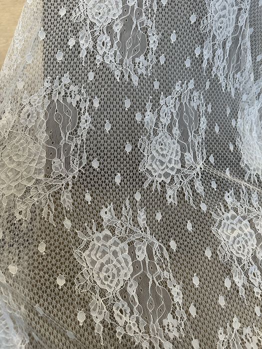 Тканина гіпюр, мереживо