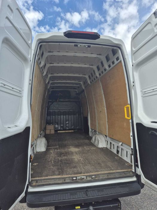 IVECO DAILY / 35S18 / L4H3 /