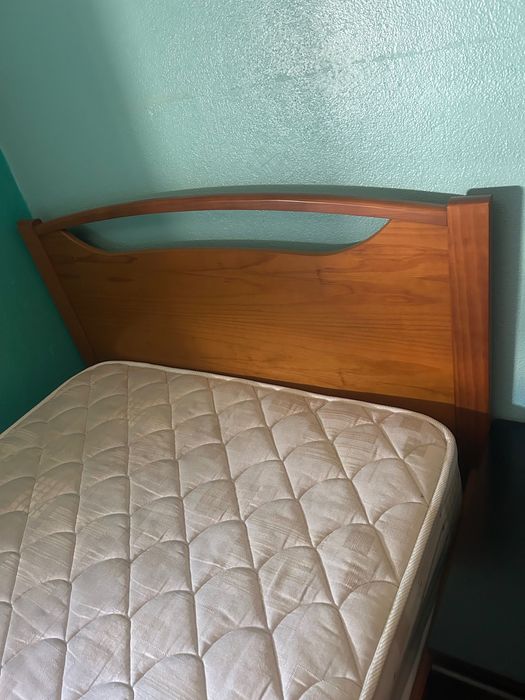 quarto em pinho, estrado e mais