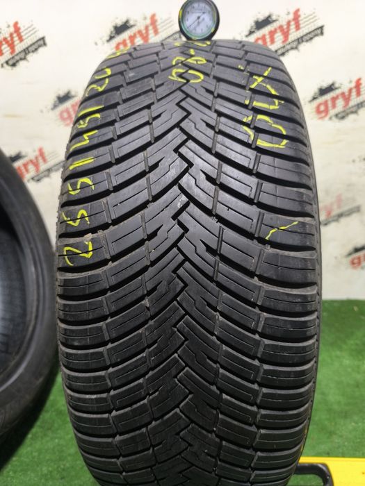 #Opona Pirelli Allseason scorpion 255/45/20 pojedynka