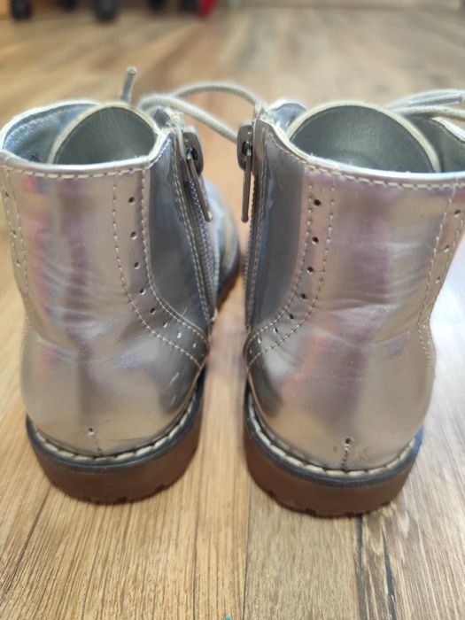 Ботинки весна/ осень для девочки размер 28