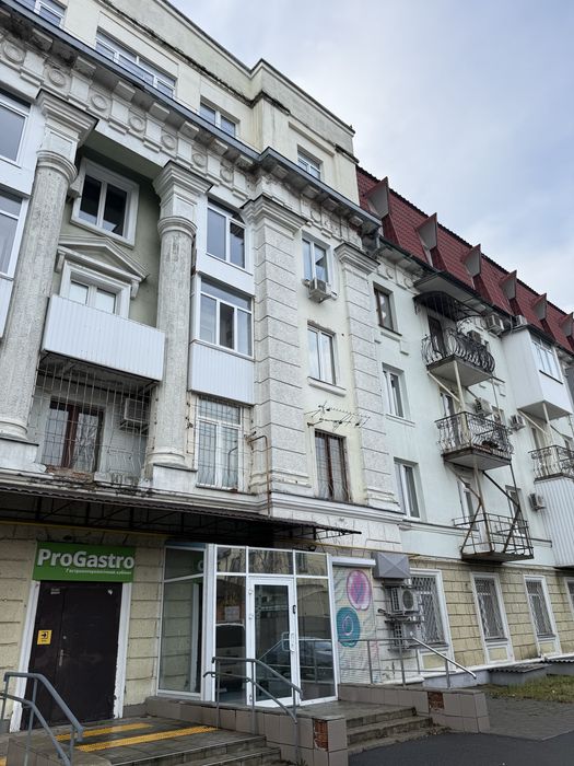 Продам салон красоты метро Научная