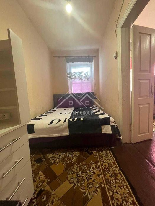 Продаж затишного будинку по Черняховського