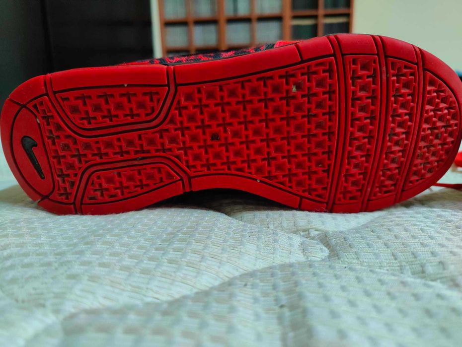 Tênis Nike iD vermelho tam. 38 novas