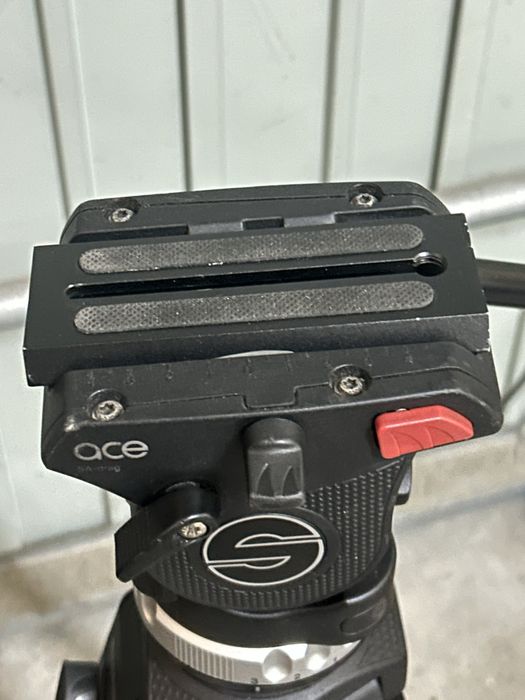 Sachtler ace, Gimbal Zhiyun Crane 2  +  Follow Focus