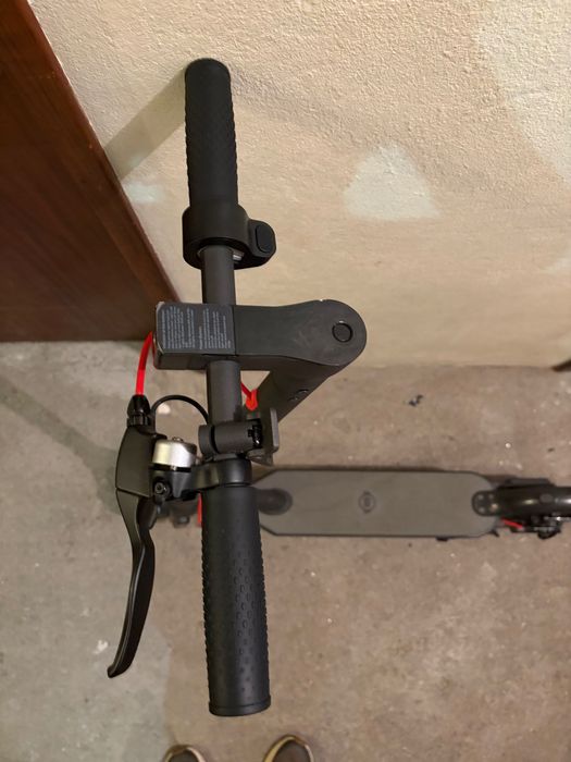 Trotinete elétrica iWatMotion iWatRoad R9 preto - bateria semFuncionar
