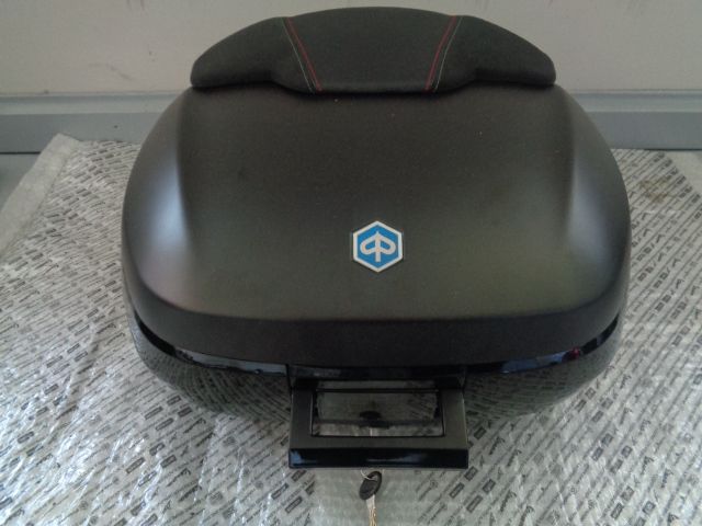 Oryginalny kufer Piaggio Mp3 X10 Nowy Model 125-500cc