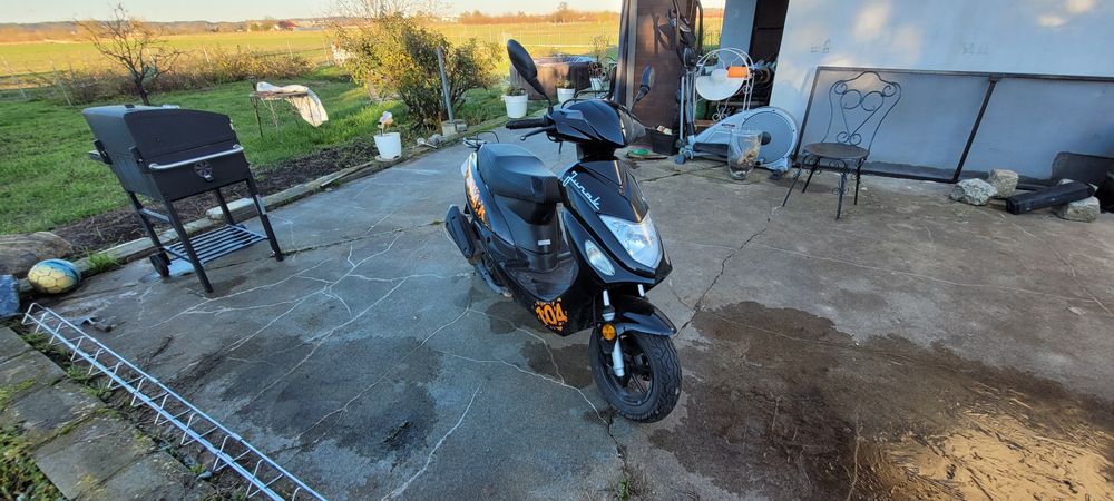 Skuter Junak 104