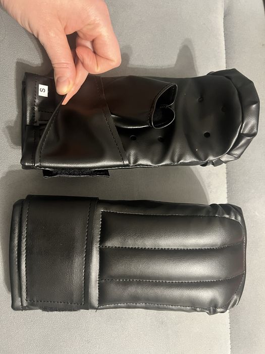 Rękawice do karate (kumite) rozmiar S