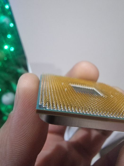 Продам процесор Ryzen 5 5500 AM4 з нюансом