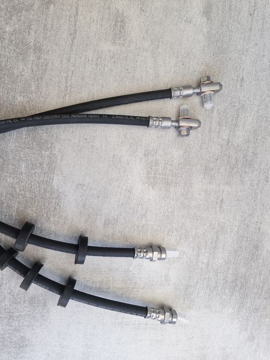 Шланги гальмівні передні на VW ID.4, ID.6, ID.3, AUDI Q4 e-Tron