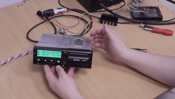 Калібрування цифрового тахографа. Ремонт та встановлення тахографа!