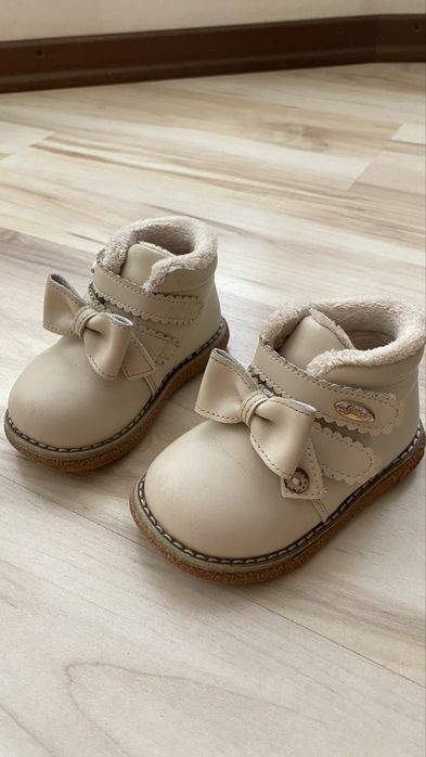 Чобітки демісезонні на дівчинку, устілка 13,5см