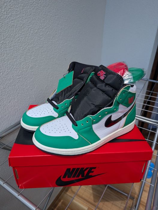 Jordan 1 Retro High OG Lucky Green WMNS