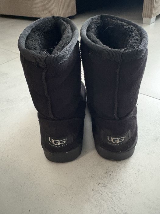 Buty ocieplane z misiem w srodku ugg