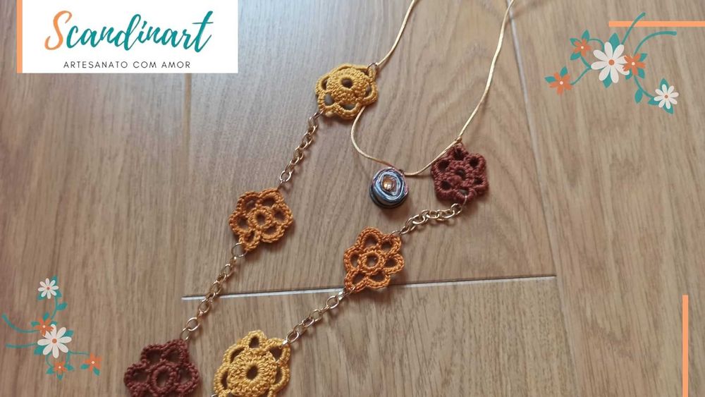 Colares metal e renda