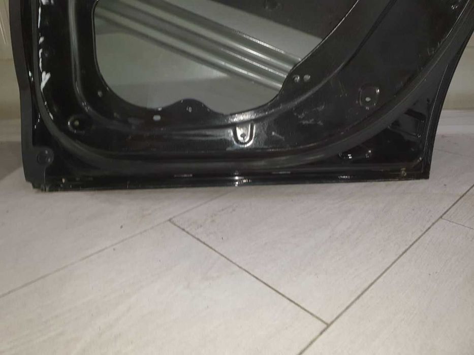 Двері голі задні праві Mercedes GLE W167