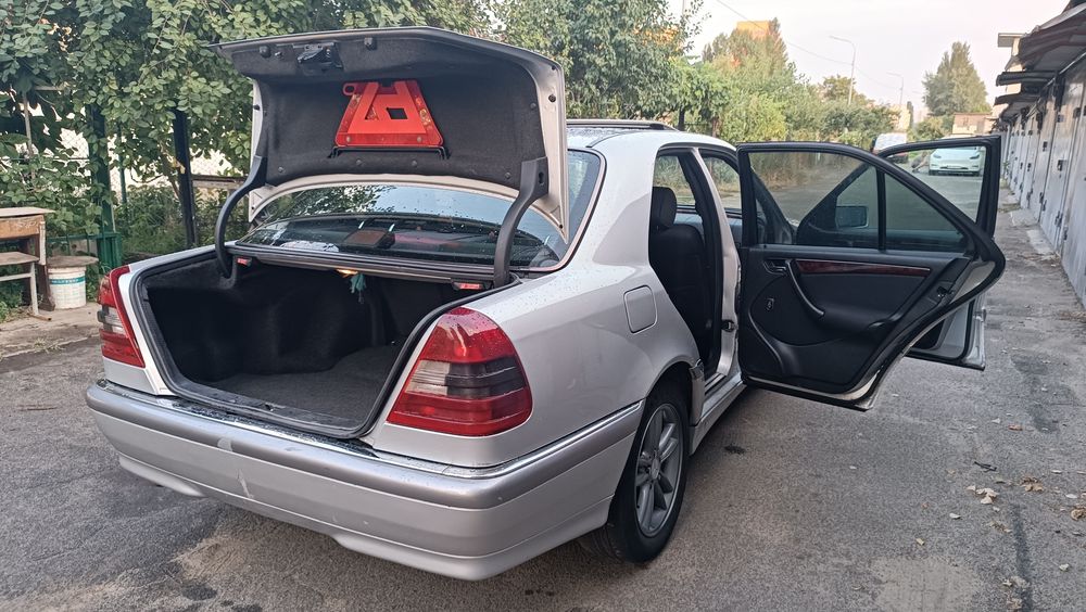 Мерседес С180 W202 1999 Elegance