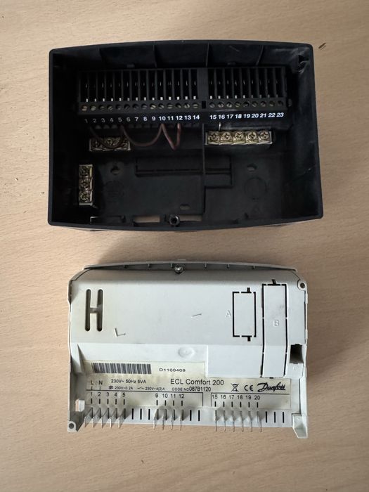 Regulator pogodowy Danfoss ECL comfort 200
