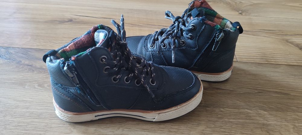 Buty jesień zimowe chlopiece 29 ciepłe zamek