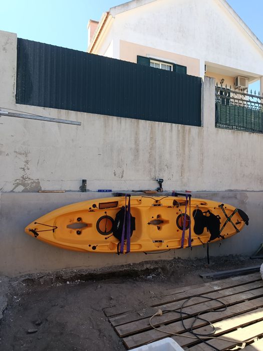 kayak da marca Hobie