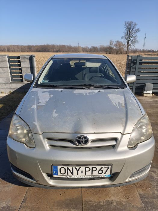 Toyota Corolla e12 2004