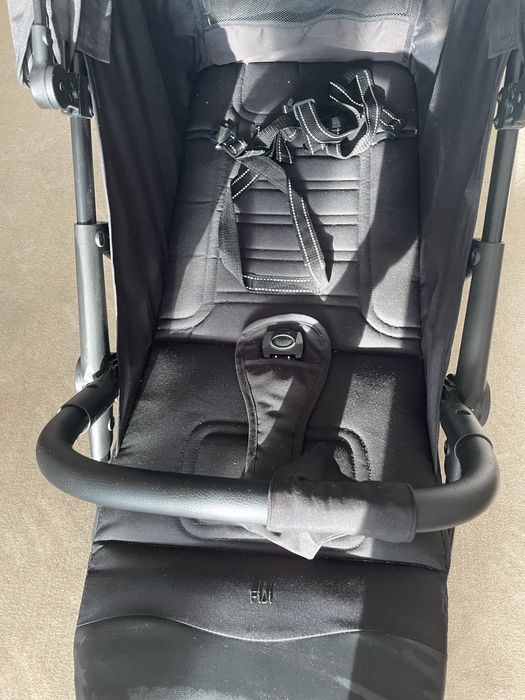 Прогулянкова коляска бренду El Camino