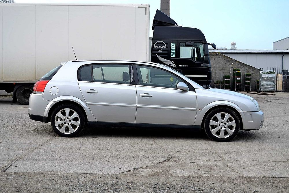Opel - Signum 2.2 cm Diesel , klima , super stan , okazja !
