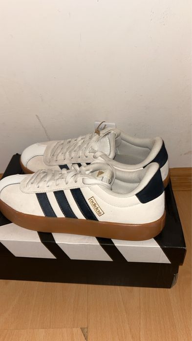 Buty damskie Adidas rozmiar 40 2/3